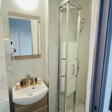 Louvain Hotel