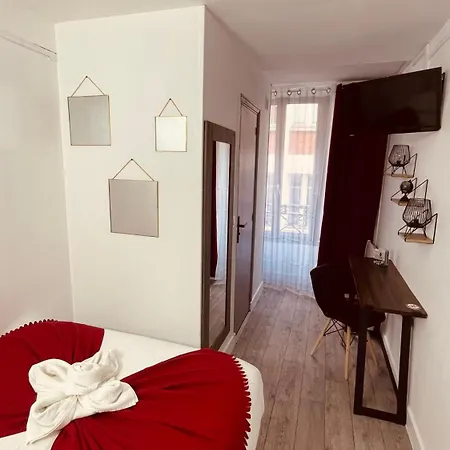 ホテル Louvain パリ