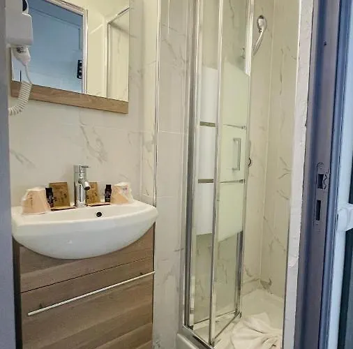 Hotel Louvain Parijs