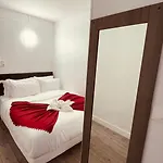 Louvain Paris